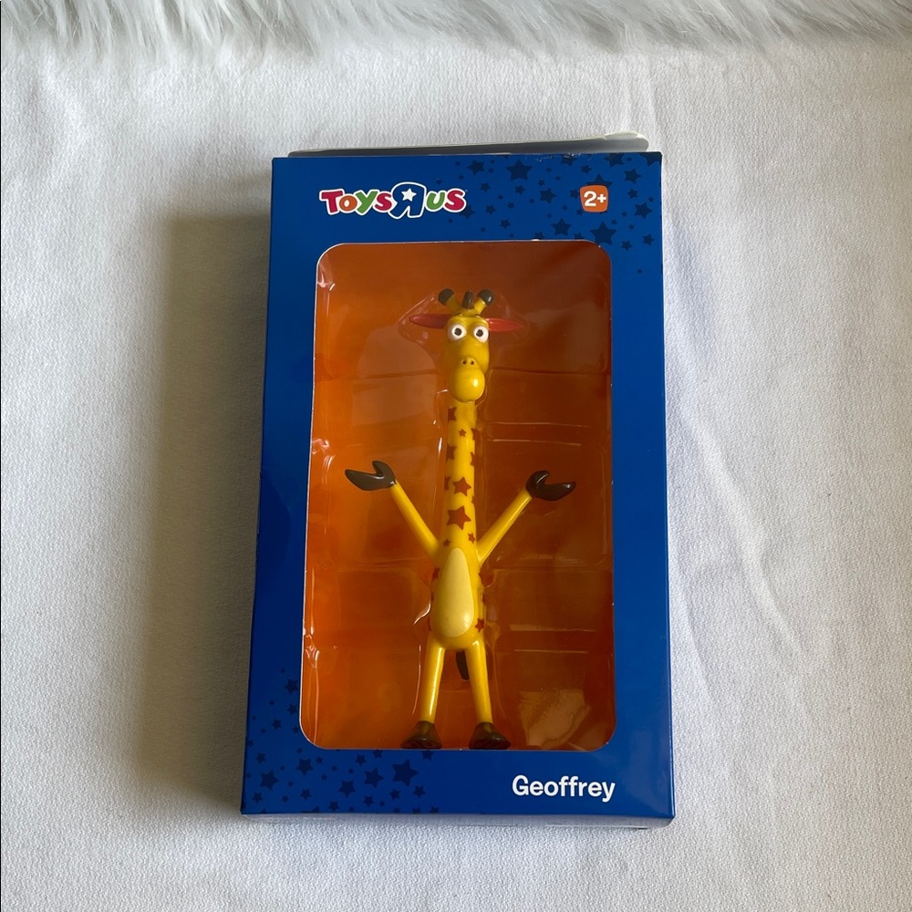 Geoffrey Giraffe Yellow Kids Toy Figure Brand New.